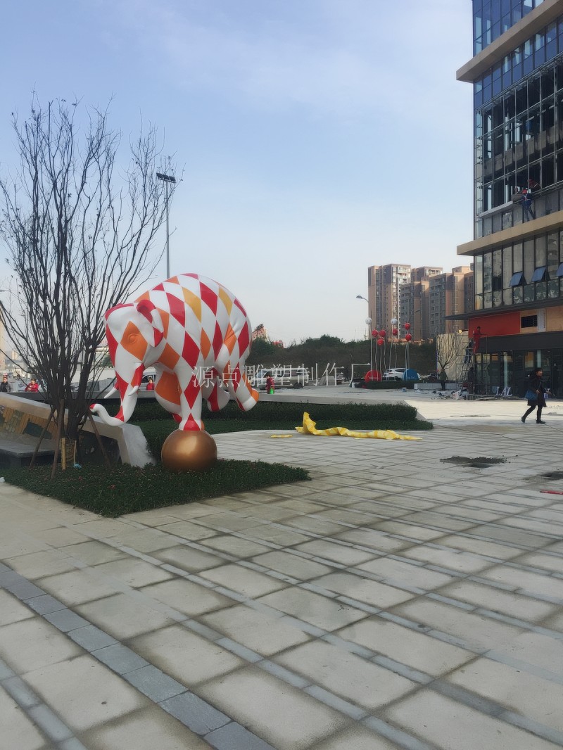玻璃鋼雕塑34.jpg